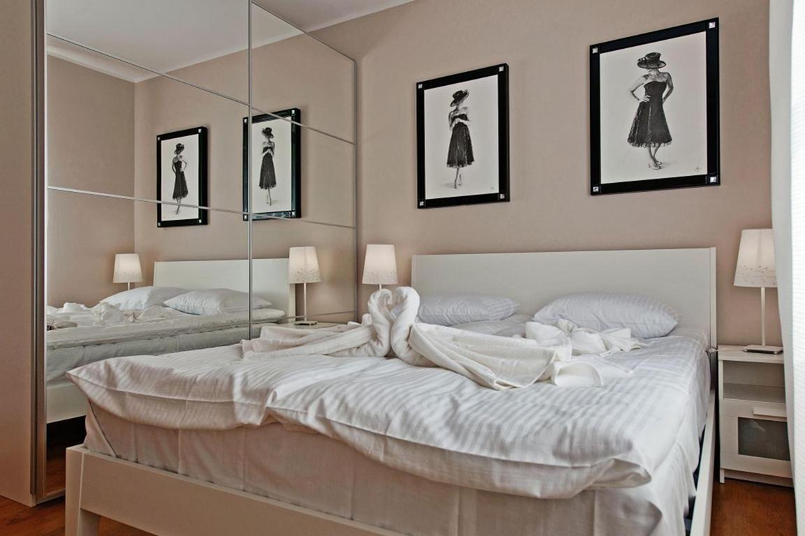 Glamour Apartments 소포트 외부 사진